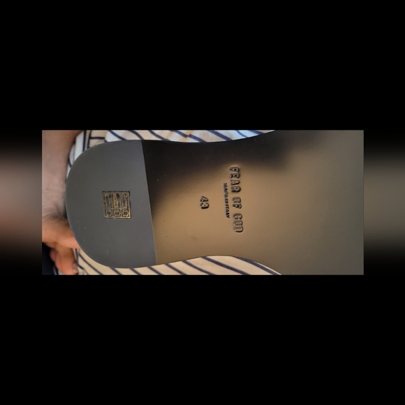 Fear of God shoes - Picture 4 of 6